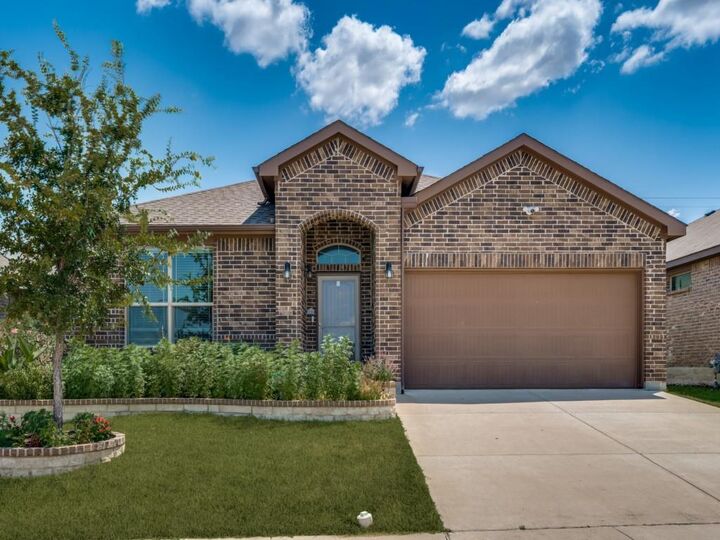Property Photo: 9512 Blaine Drive TX 76177