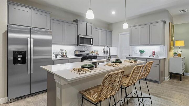 Property Photo: 304 Lelo Lane TX 76063