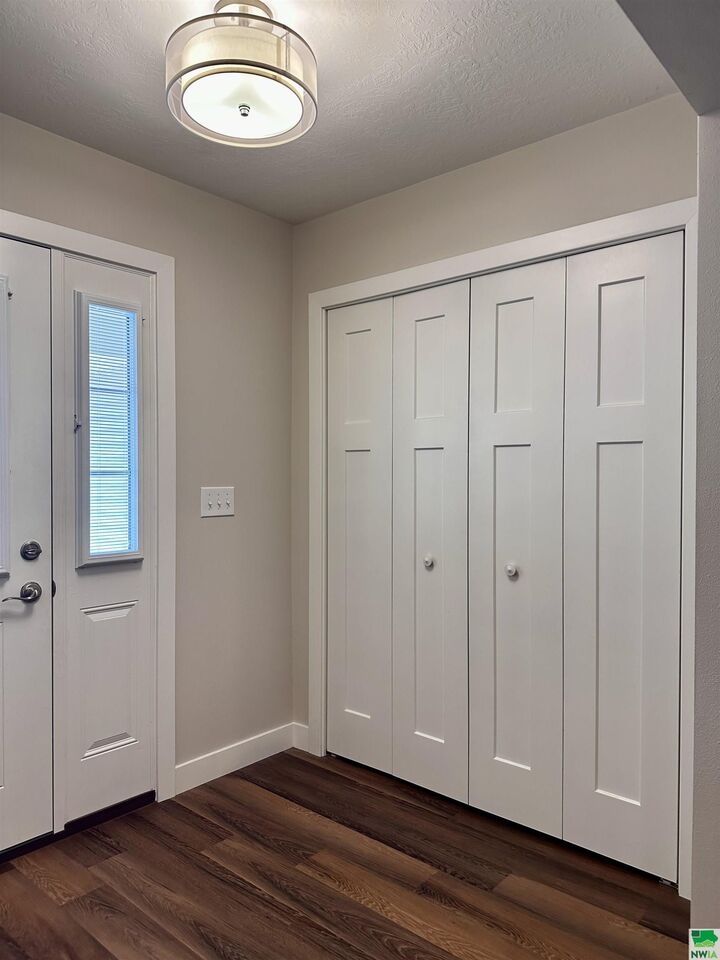 Property Photo: 412 Maupin Lane IA 51054