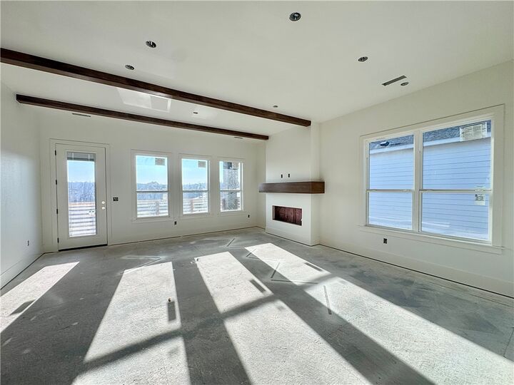 Property Photo: 2938 N Old Wire Road AR 72703