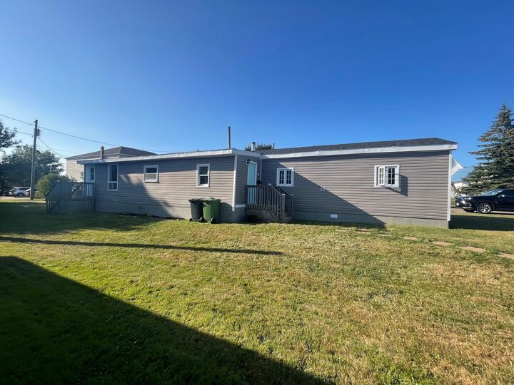 Property Photo:  16 West Drive  PE C1N 4E8 