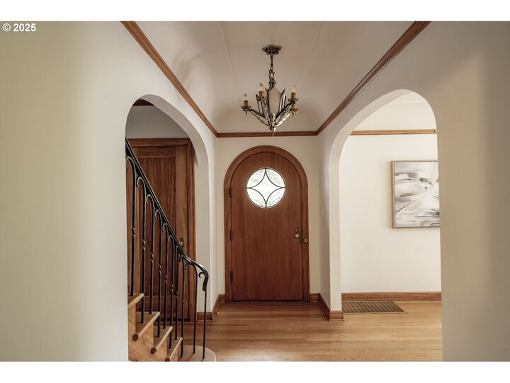 Property Photo: 2211 SE Harrison St OR 97214