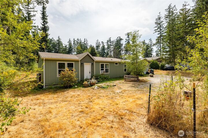 Property Photo:  164  Sleeper Road  WA 98277 