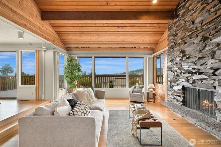 Property Photo: 214 Bayside Road WA 98225