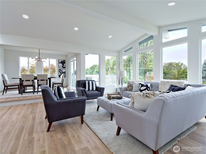 Property Photo: 760 Elm Street WA 98020