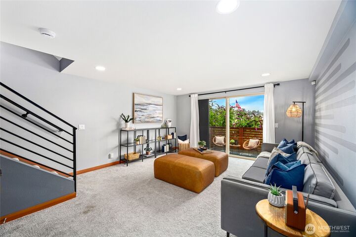 Property Photo:  4710  37th Avenue SW B  WA 98126 