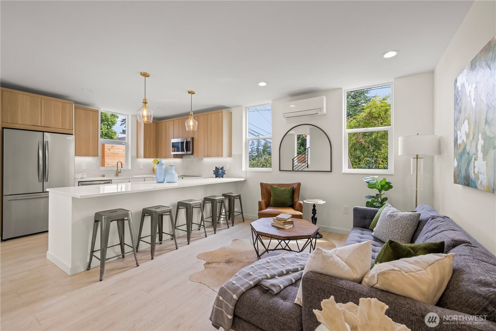 Property Photo:  5121 SW Genesee Street  WA 98116 