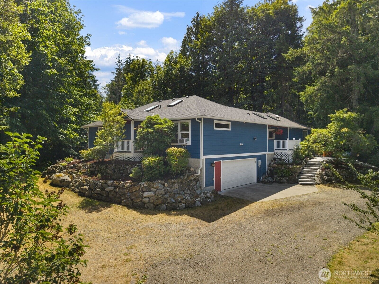 Property Photo: 27300 Garden Gate Avenue NE WA 98346