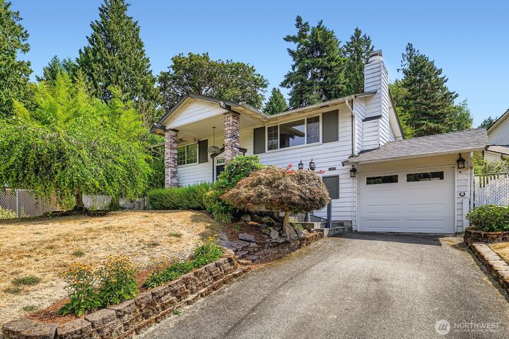 12432  103rd Avenue NE  Kirkland WA 98034 photo
