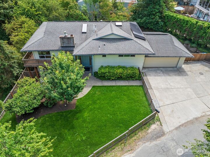 7540  58th Avenue NE  Seattle WA 98115 photo