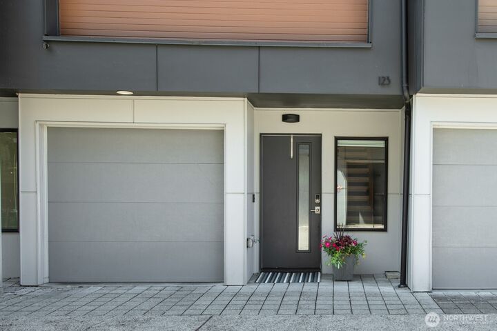 Property Photo: 123 20th Avenue WA 98122