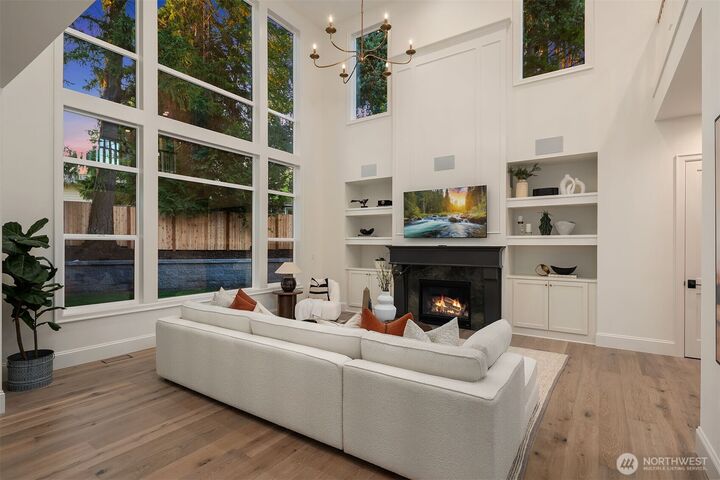 Property Photo:  131  163rd Place SE  WA 98008 