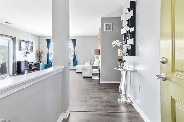 Property Photo: 4316 Colindale Road 301 VA 23321