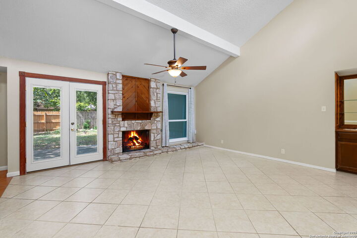 Property Photo: 5639 Timber Wagon TX 78250