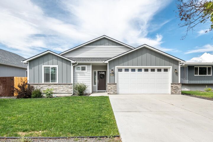 8103 E Nora Ave  Spokane Valley WA 99212 photo