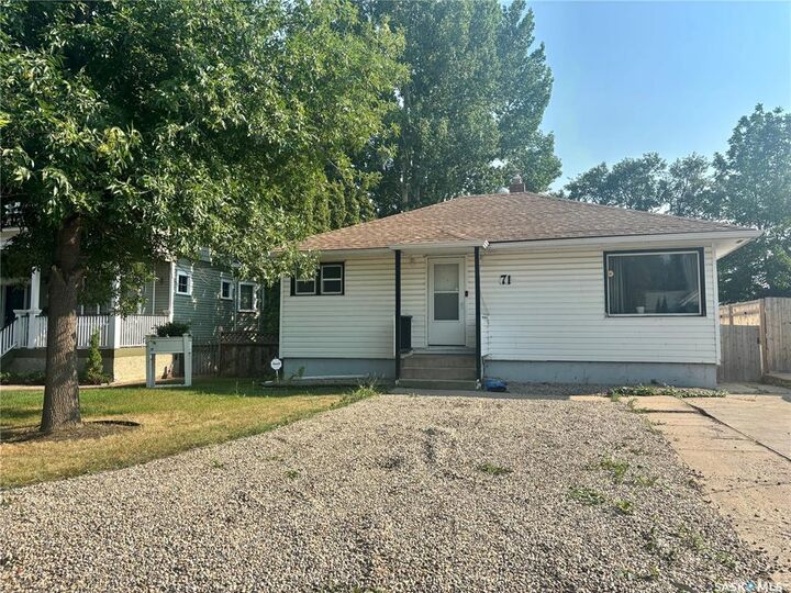 71 22nd Street E  Prince Albert SK S6V 1M8 photo