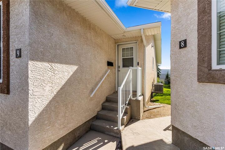 Photo de la propriété:  4425 Nicurity Drive 9  SK S4X 0E6 