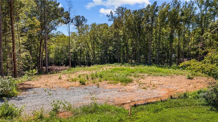 Property Photo: 313 Yountz Road NC 27292