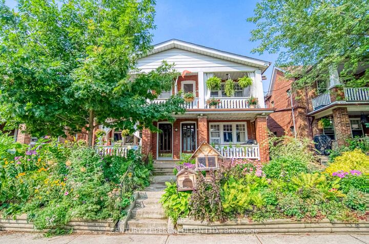 Photo de la propriété:  48-50 Scarboro Beach Boulevard  ON M4E 2X1