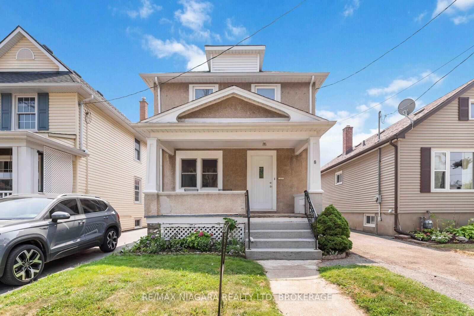 Property Photo:  8 Russell Avenue  ON L2R 1T9 