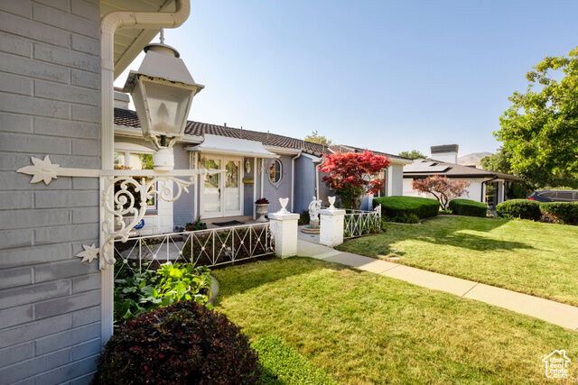 Property Photo:  1110 S Oak Hills Way  UT 84108 