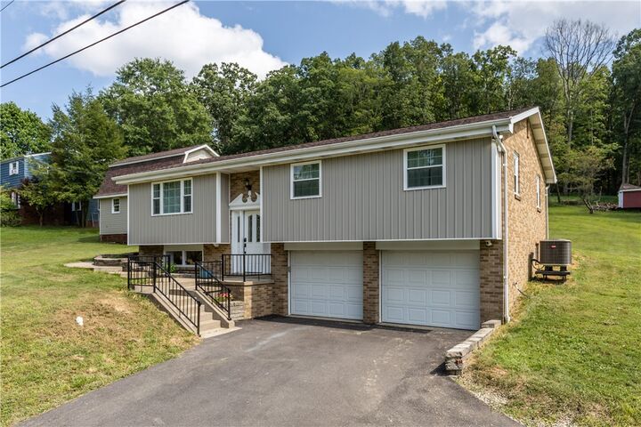 Property Photo: 309 Vaneal Rd PA 15301