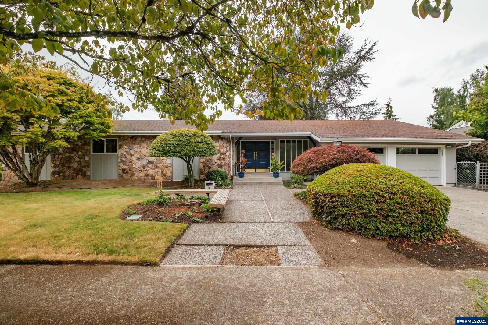 Property Photo:  3385 Balsam Dr S  OR 97302 