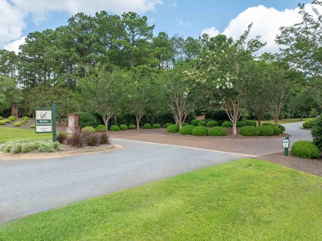 Property Photo:  124 Byron Ridge Drive  GA 31721 