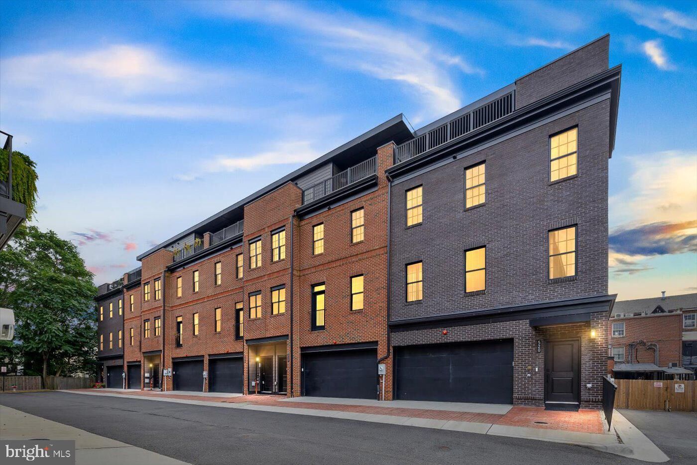 Property Photo: 524 Mia Street VA 22401