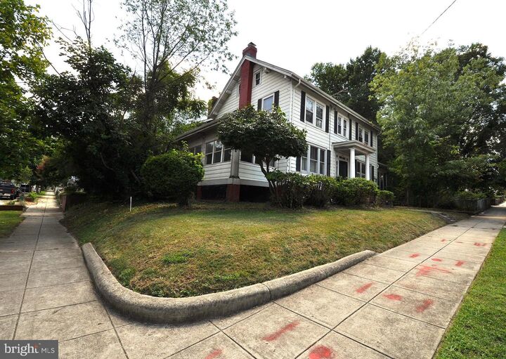 Property Photo: 1619 Evarts Street NE DC 20018