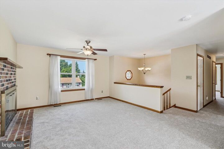 Property Photo:  404 Donofrio Drive  PA 19335 