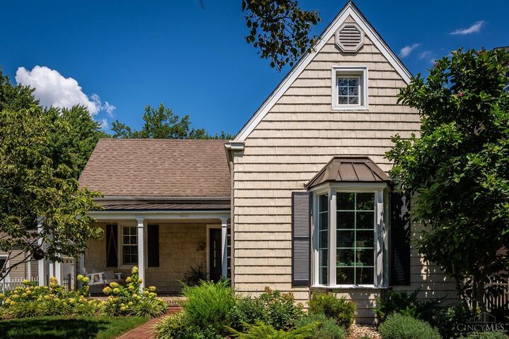 Property Photo:  6612 Elm Street  OH 45227 