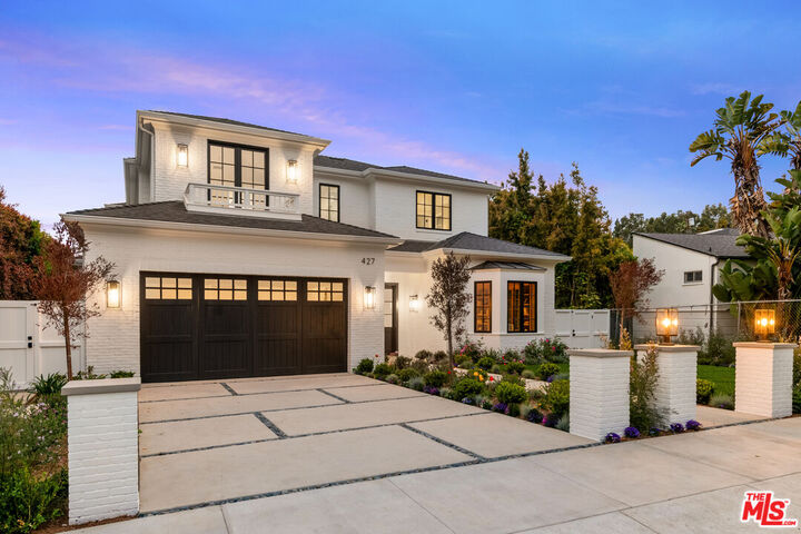 Property Photo:  427 N Bundy Dr  CA 90049 