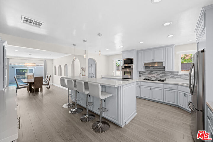 Property Photo:  15042 Valleyheart Dr  CA 91403 