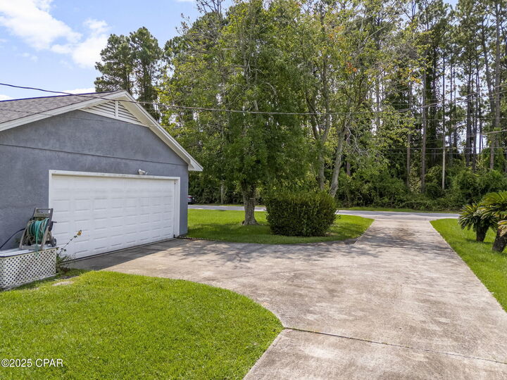 Property Photo:  218 Fairway Boulevard  FL 32407 