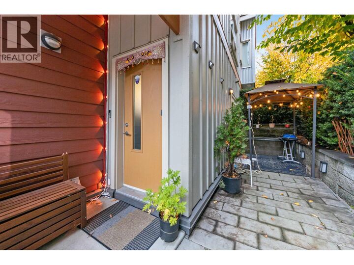 Property Photo: 10119 River Drive 9 BC V6X 0K8