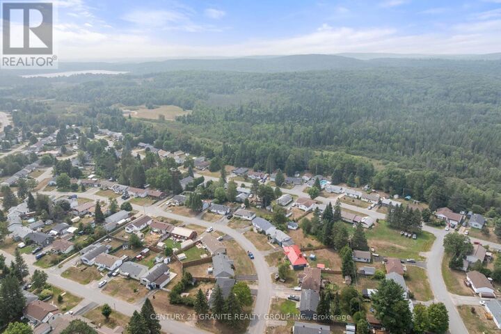 Photo de la propriété:  24 Great Oak Street  ON K0L 1M0 