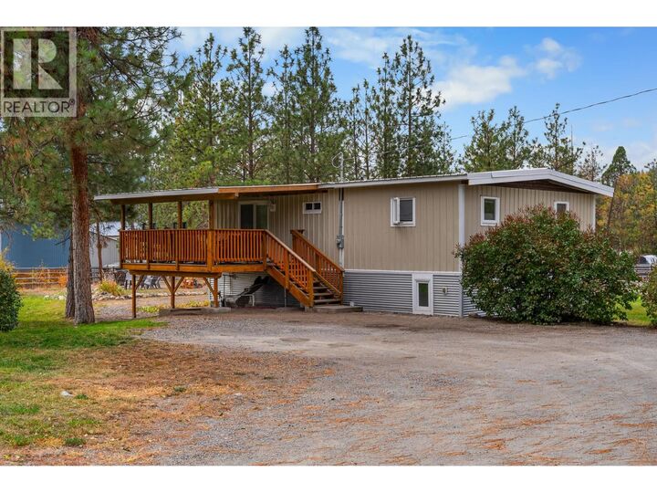 Property Photo: 2505 Kinvig Street BC V1K 1Y0