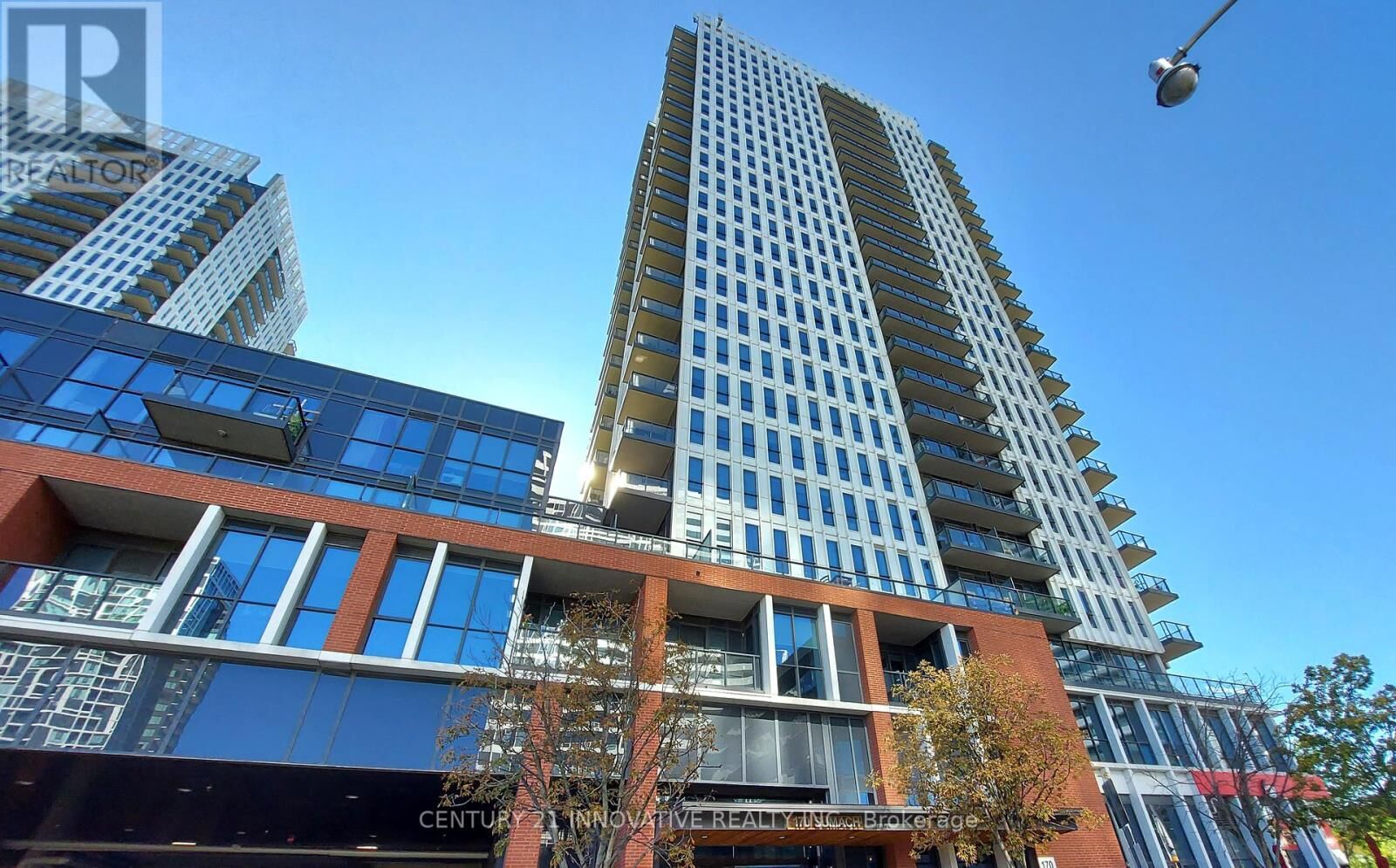 Property Photo:  170 Sumach Street 1913  ON M5A 0C3 