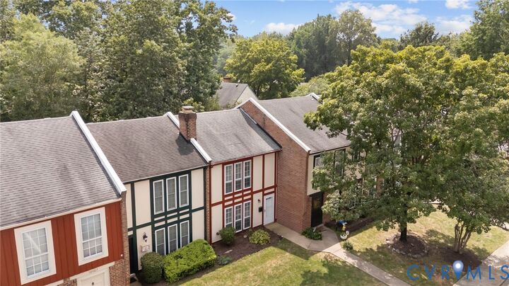 Property Photo: 10411 Hyannis Drive VA 23236