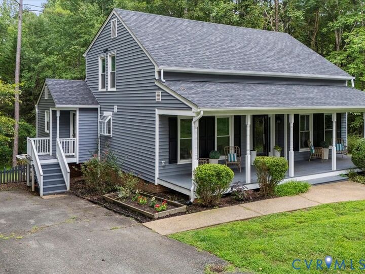 Property Photo: 2724 Ridgeview Road VA 23139
