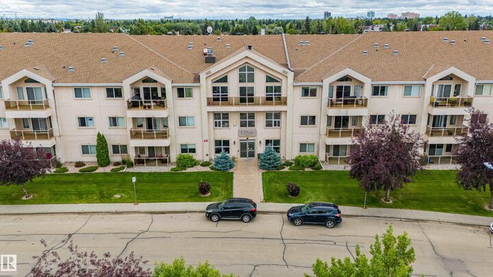 Photo de la propriété: 10421 42 Avenue NW 208 AB T6J 7C8