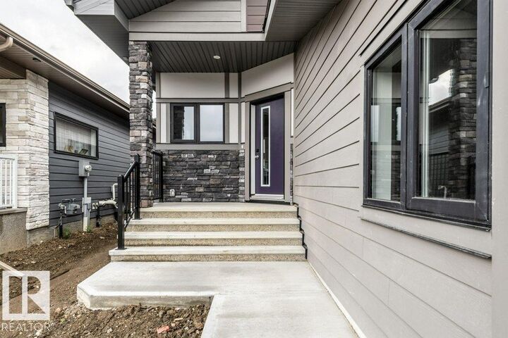 Property Photo:  23 Fosbury Link  AB T6N 1J5 