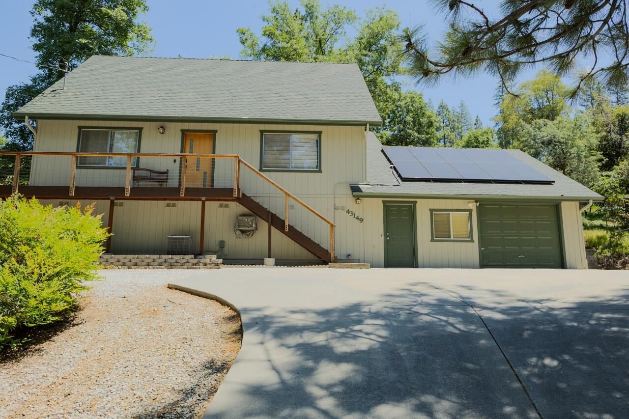 Property Photo: 43149 W Sugar Pine Drive CA 93644