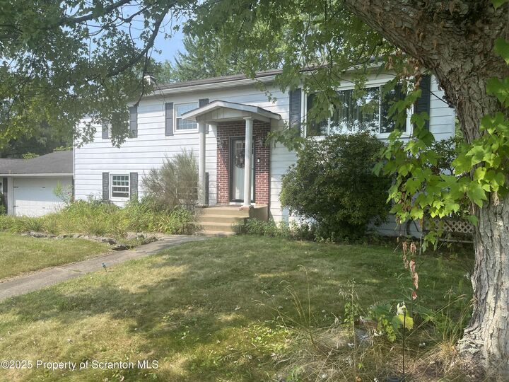 Property Photo: 5 Karin Drive PA 18657