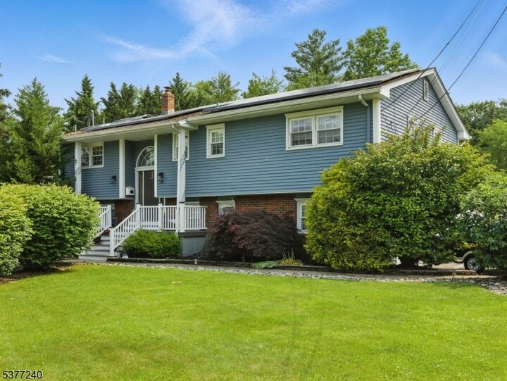 Property Photo: 31 Howland Cir NJ 07006