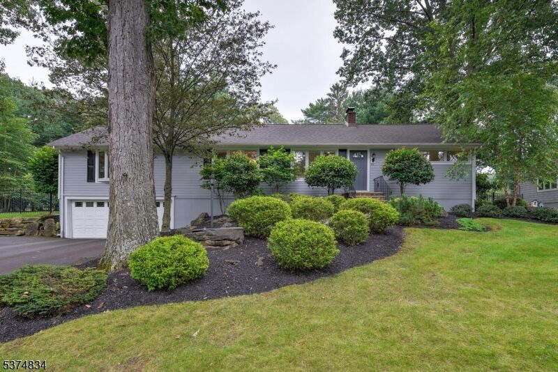 Property Photo: 24 Hamilton Dr East NJ 07006