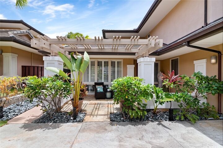 Property Photo:  1043 Koko Kai Place  HI 96825 