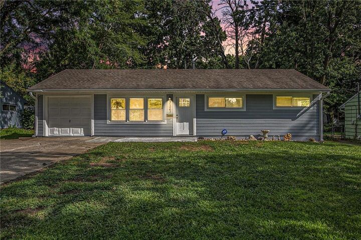 7123 E 111th Terrace  Kansas City MO 64134 photo