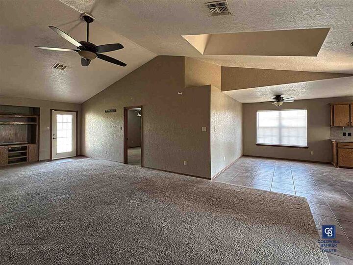 Property Photo:  309 E Seminole St  OK 73543 